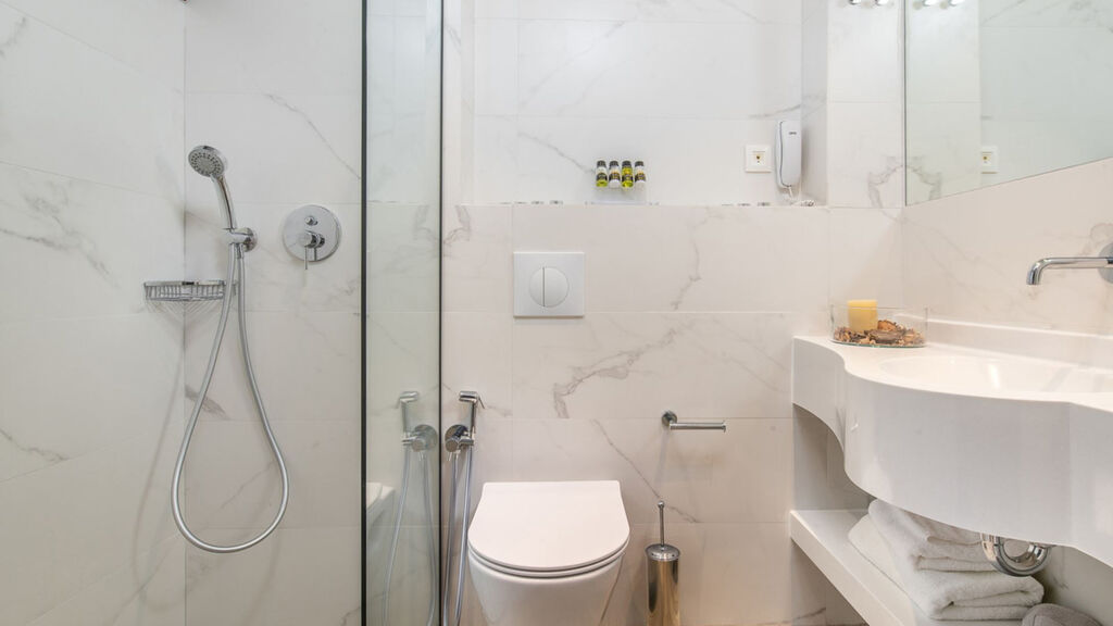 Lagomandra Hotel & Spa