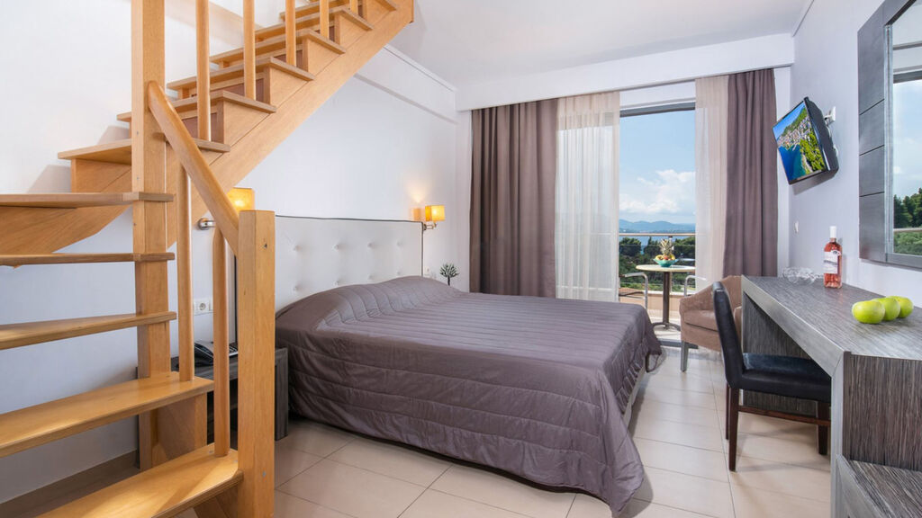 Lagomandra Hotel & Spa