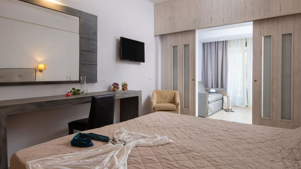 Lagomandra Hotel & Spa