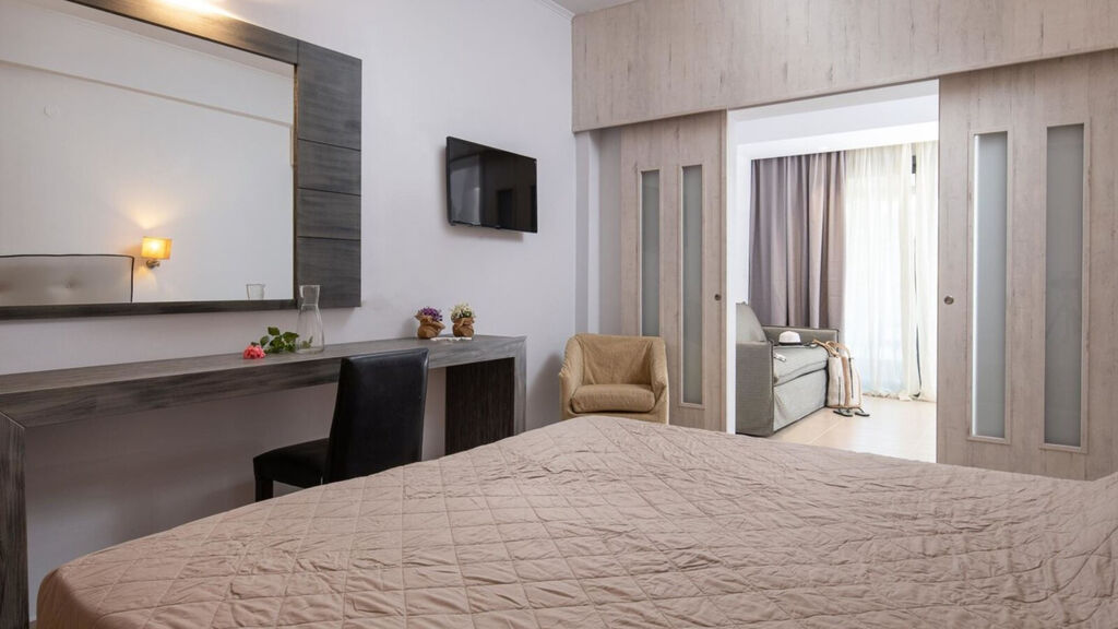 Lagomandra Hotel & Spa