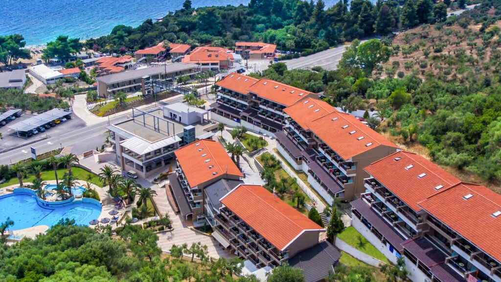 Lagomandra Hotel & Spa