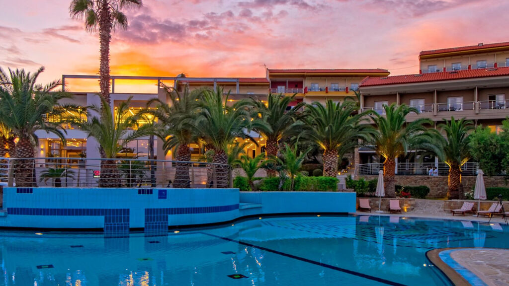 Lagomandra Hotel & Spa