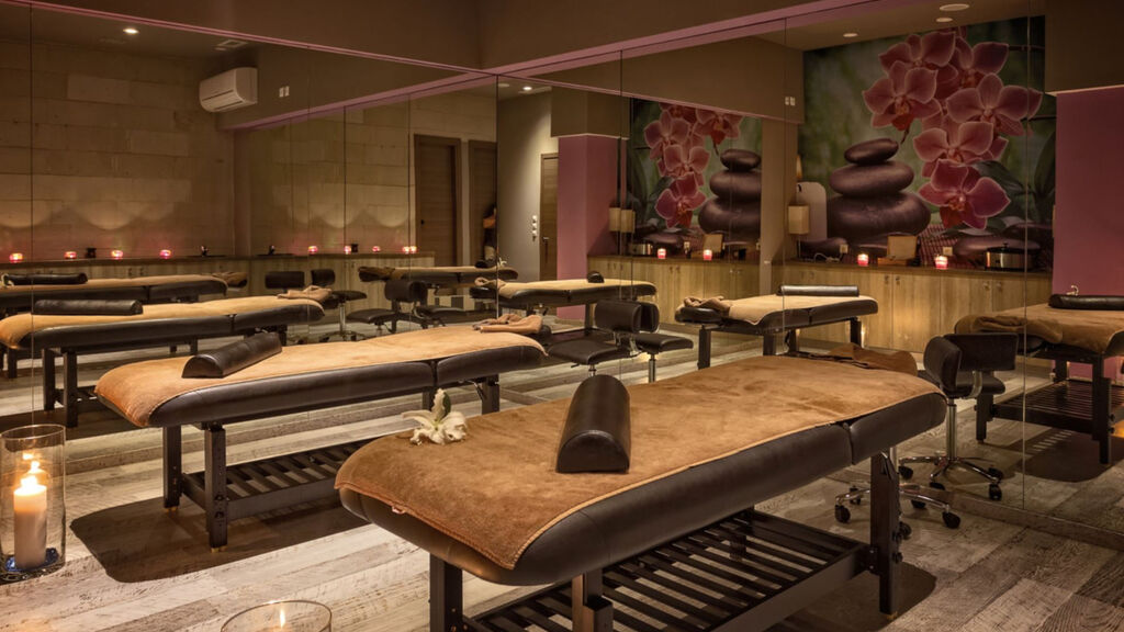 Lagomandra Hotel & Spa