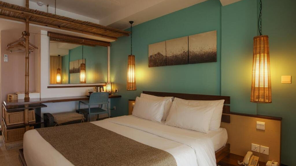 Laguna Beach Hotel & Spa