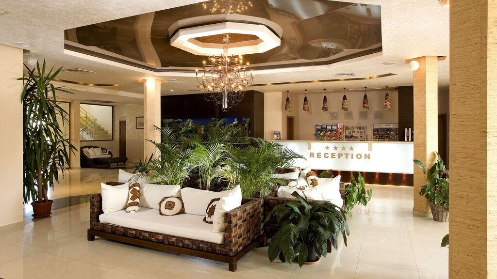Laguna Beach Resort & Spa