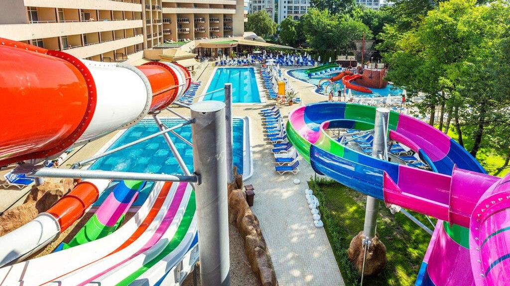 Laguna Park And Aqua Club