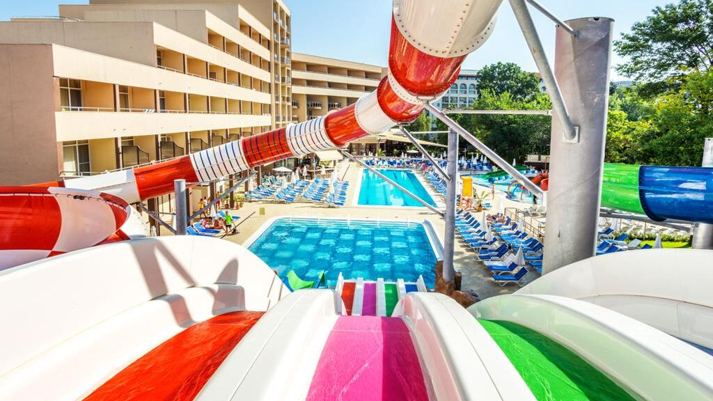 Laguna Park And Aqua Club