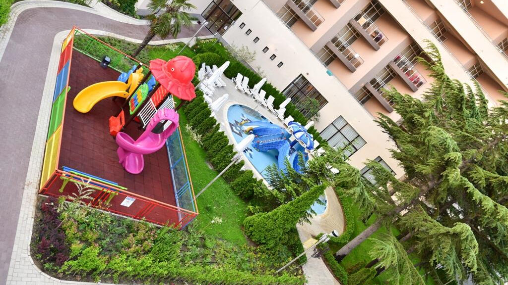 Laguna Park And Aqua Club