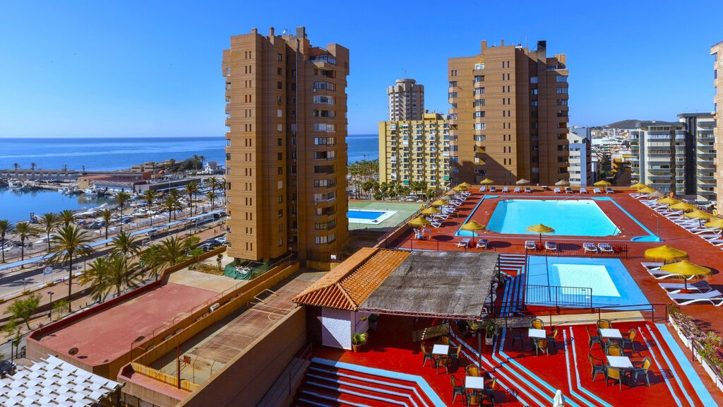 Las Palmeras Affiliated by FERGUS