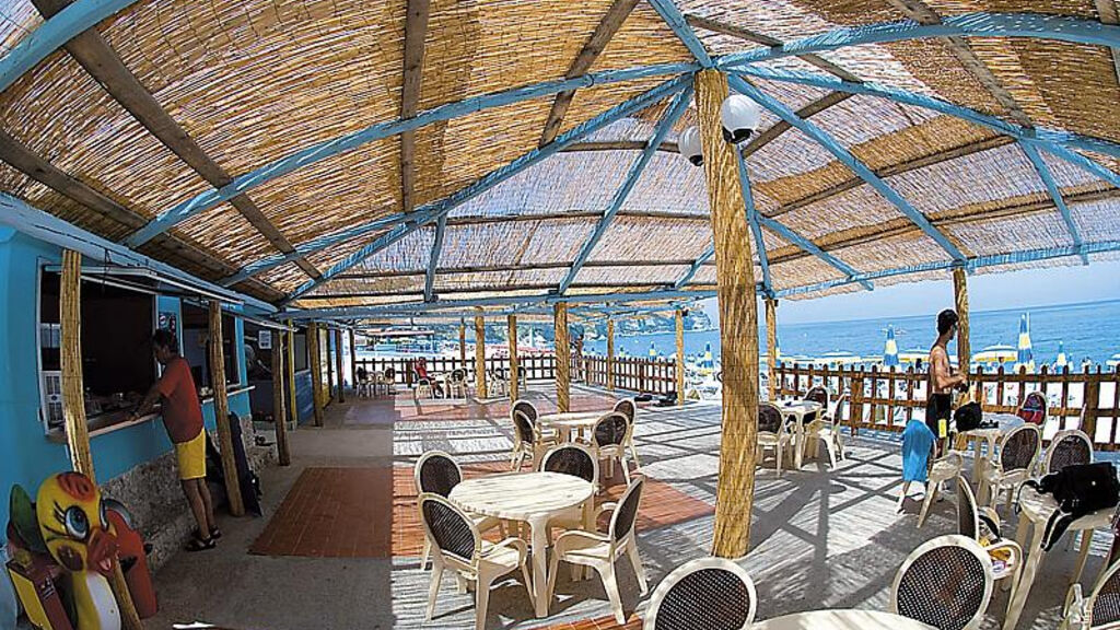 Le Pace Residence