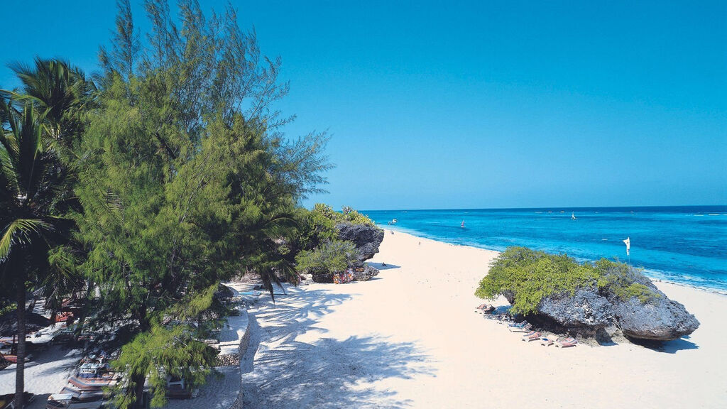 Leopard Beach Resort & Spa