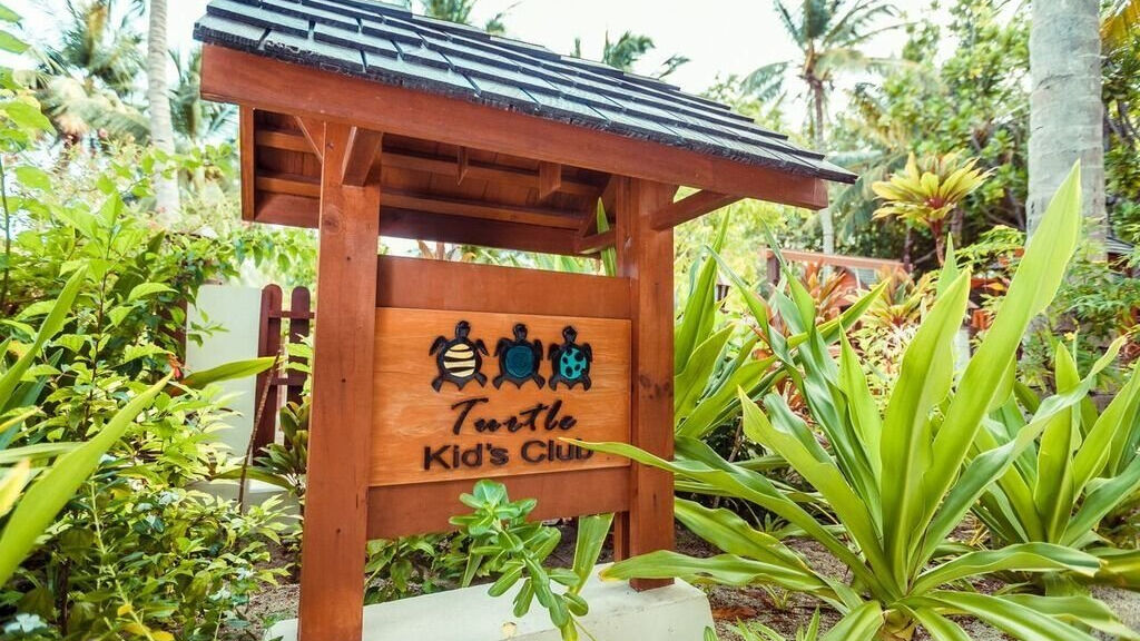 Lily Beach Resort & Spa At Huvahendhoo