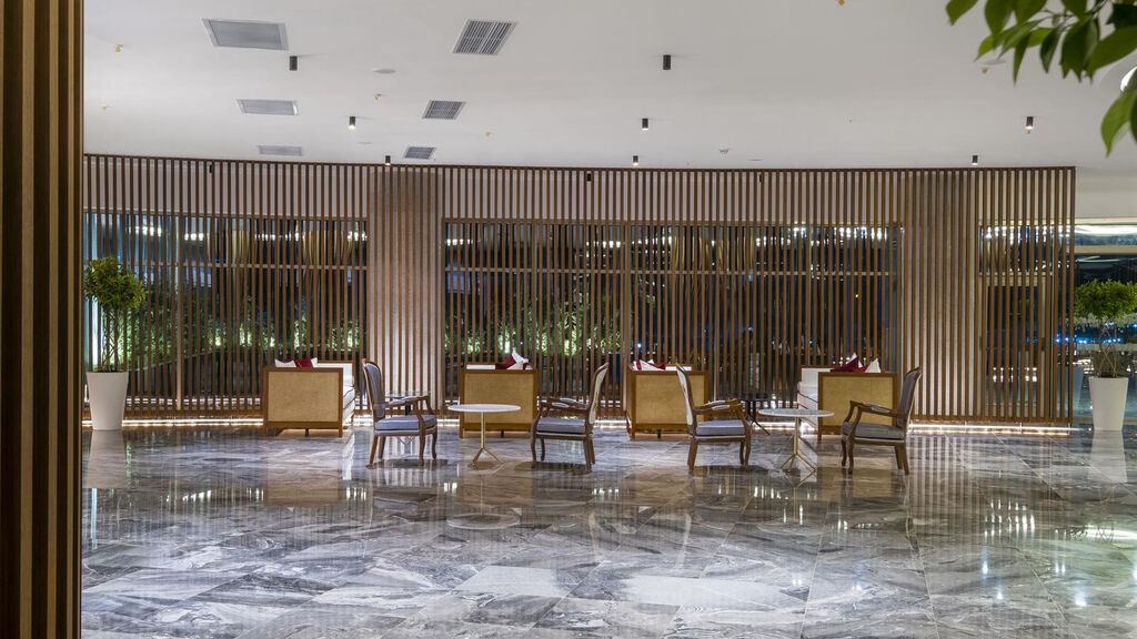 Limak Lara De Luxe Hotel&Resort