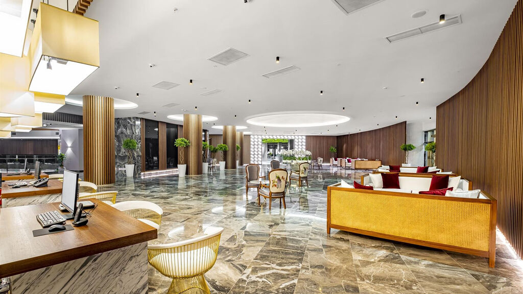Limak Lara De Luxe Hotel&Resort