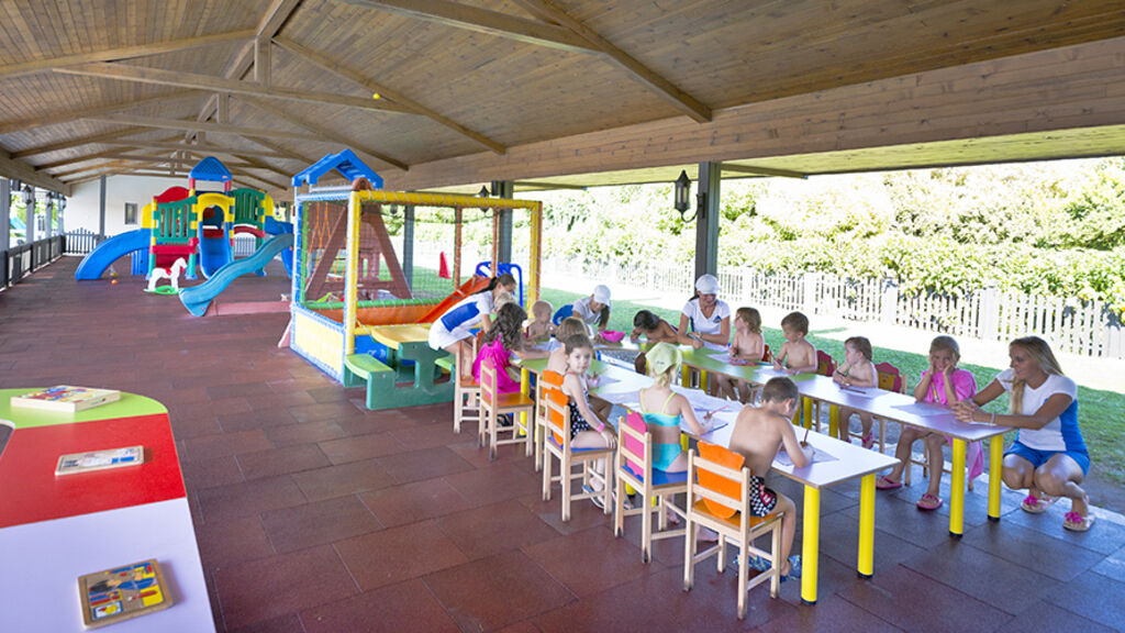 Limak Lara De Luxe Hotel & Resort