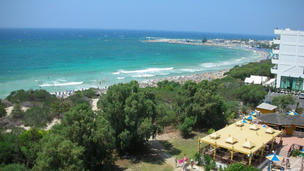 Limanaki Beach