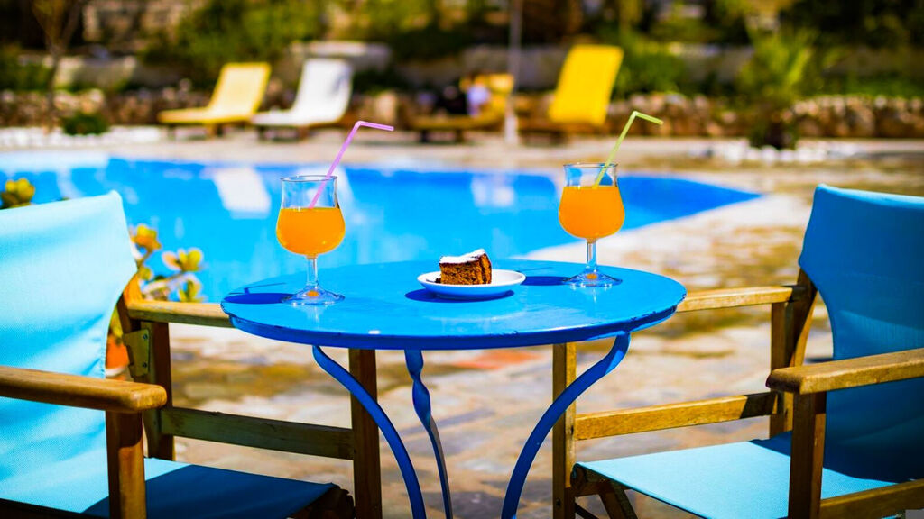 Limnionas Bay Village