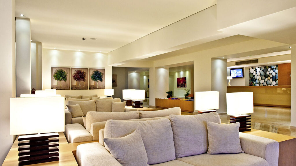 Lindos White Hotel & Suites