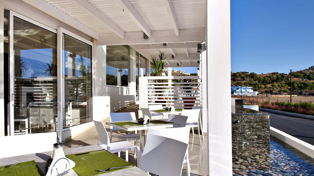 Lindos White Hotel & Suites