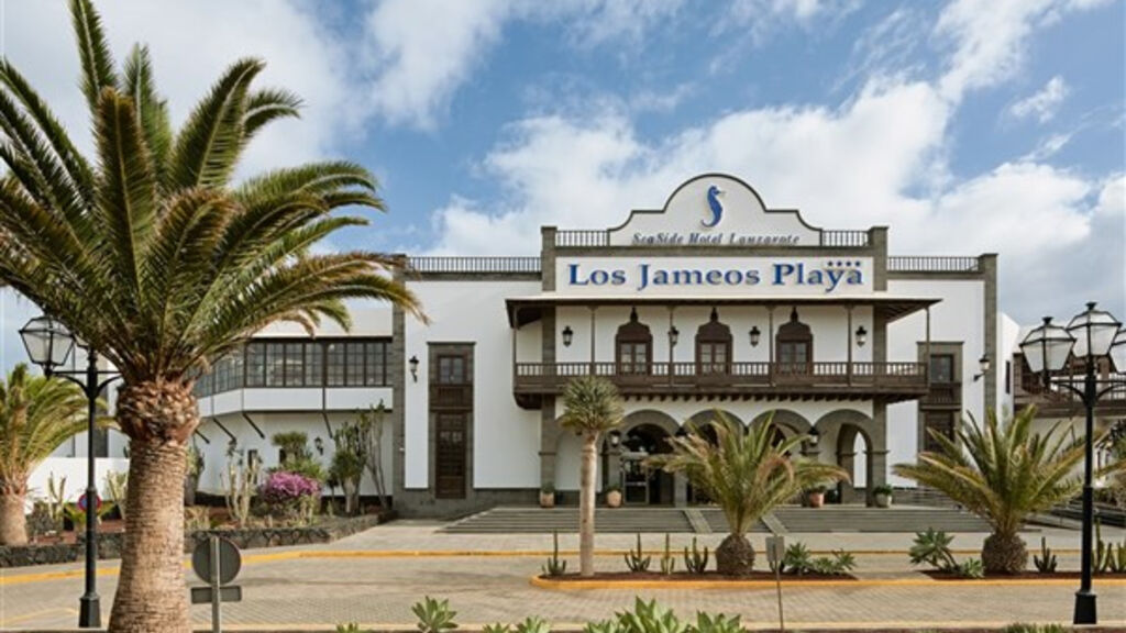 Los Jameos Playa