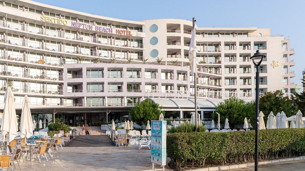 Sentido Neptun Beach