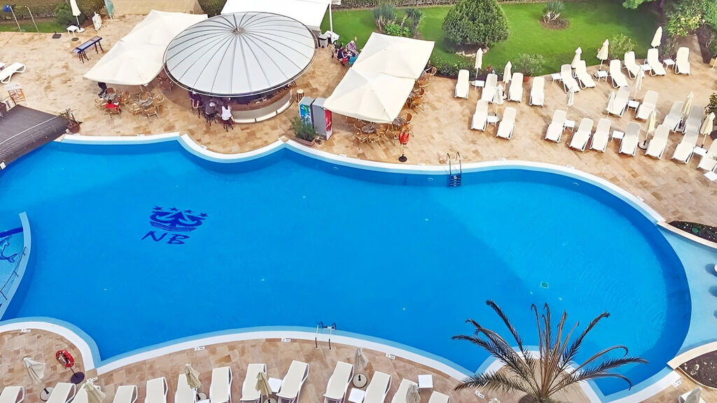 Sentido Neptun Beach