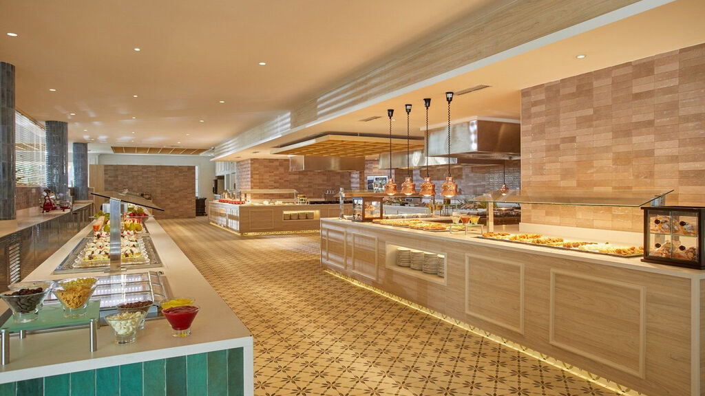 Luxury Bahía Principe Esmeralda