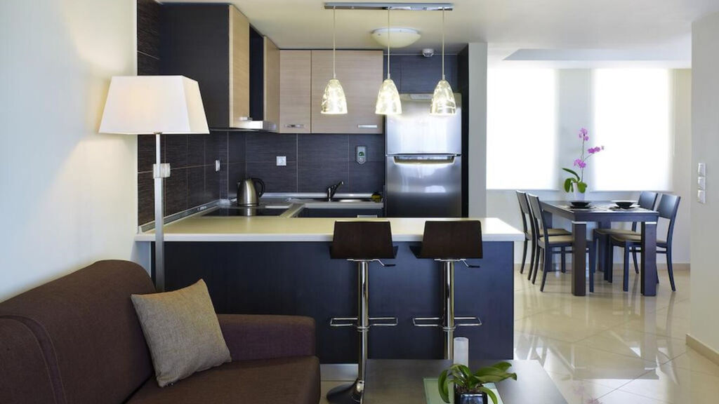 Macaris Suites & Spa