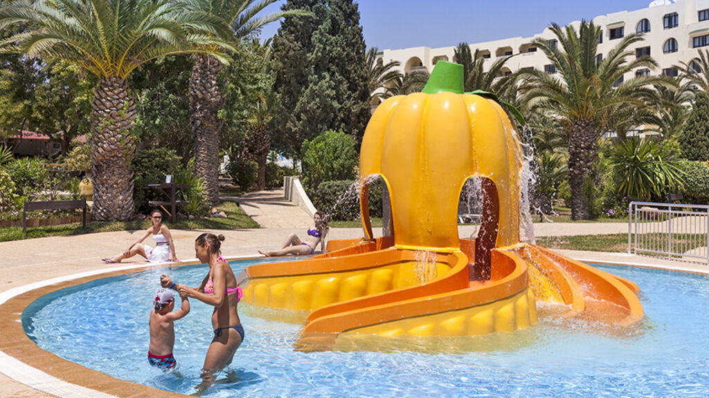 Magic Hotel Manar & Aquapark