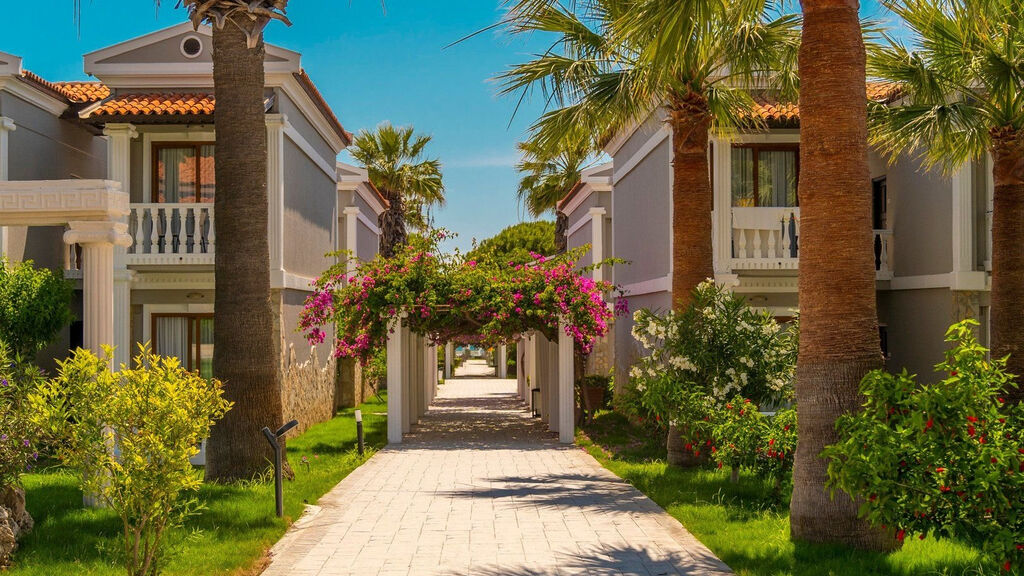 Club Tarhan Serenity