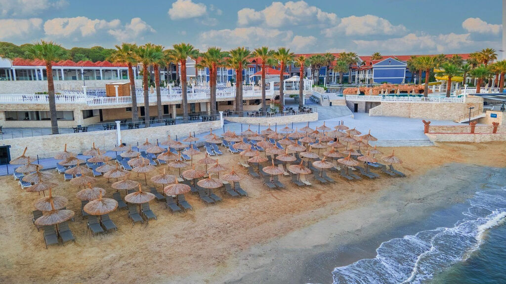 Club Tarhan Serenity