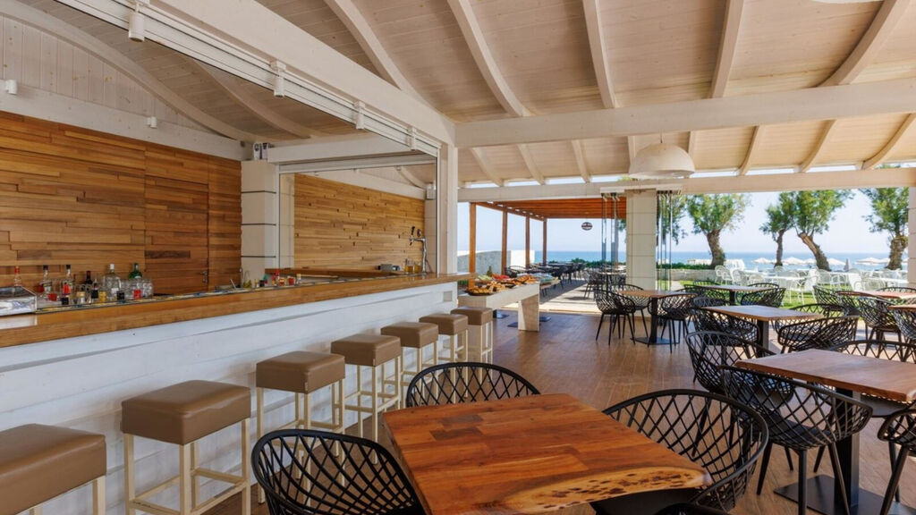 Malia Bay Beach Hotel & Bungalows