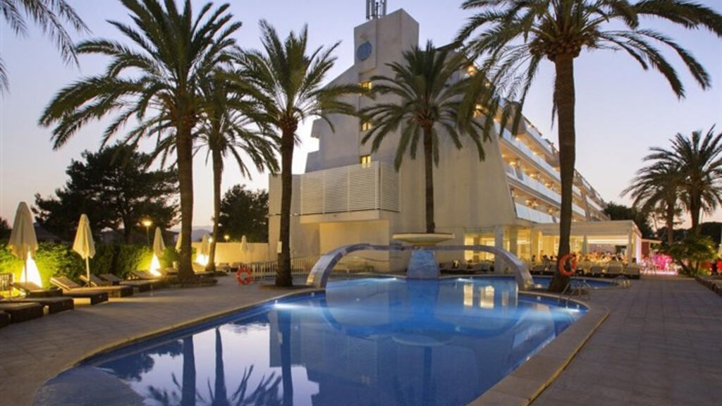 Mar Hotels Playa De Muro Suites