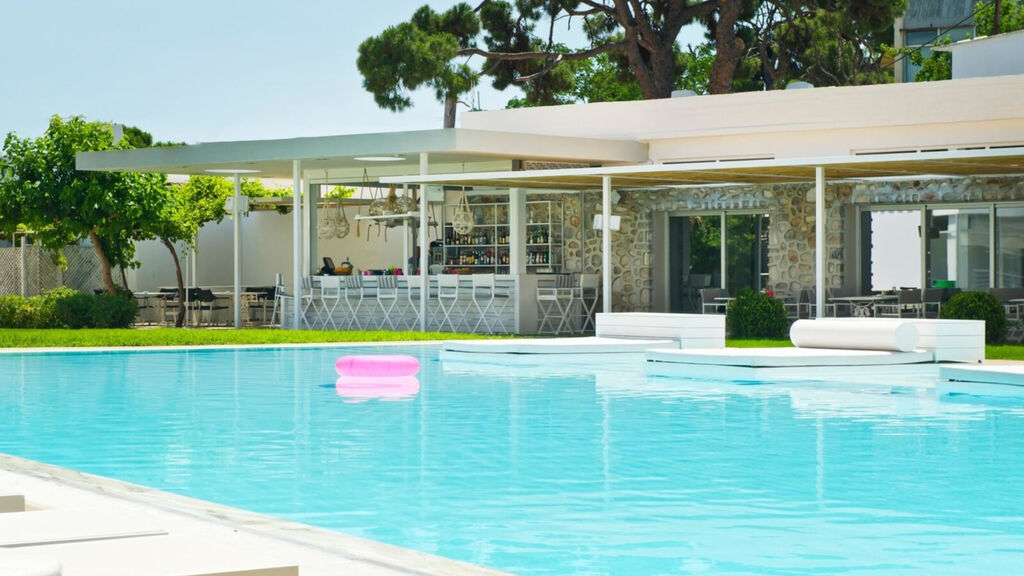 Marathon Beach Resort