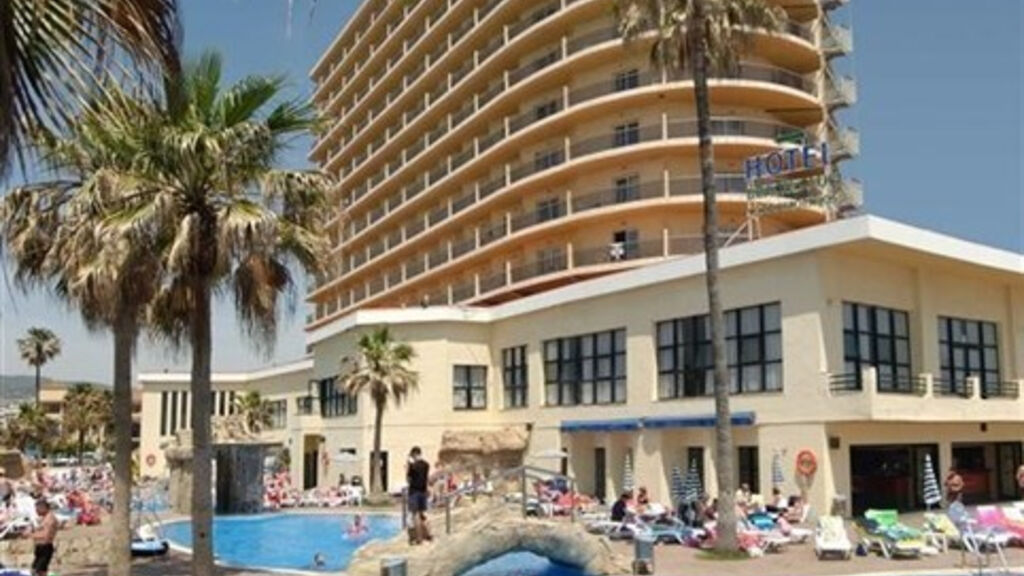 Marconfort Beach Club
