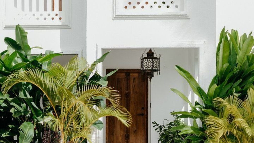 Lux Marijani Zanzibar