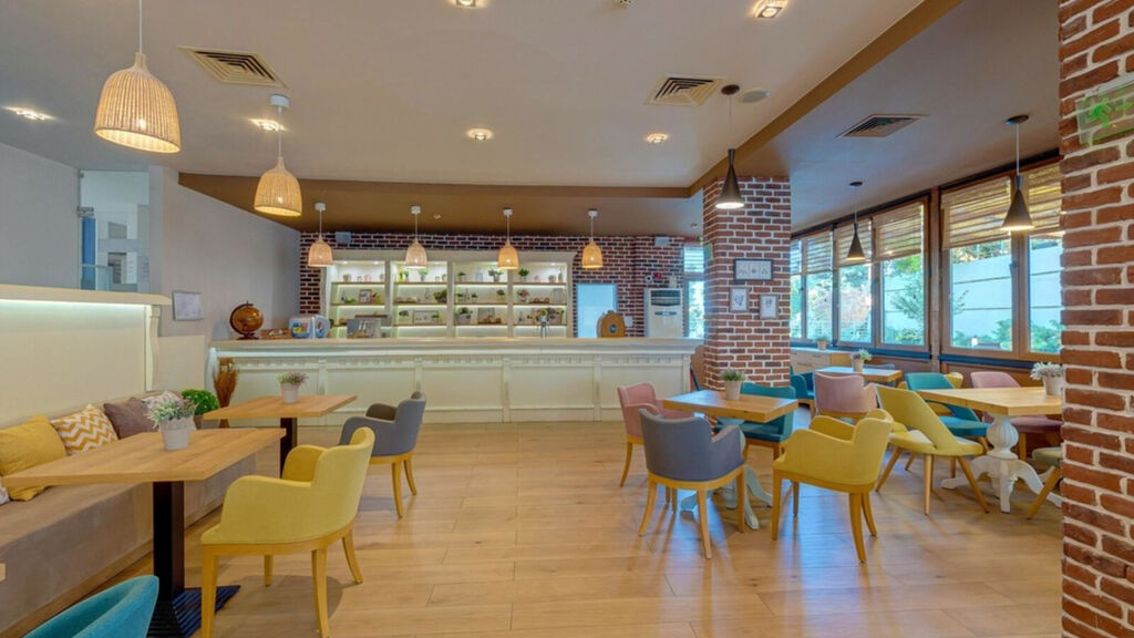 Marina Palace Affiliated By Melia