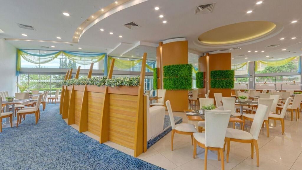 Marina Palace Affiliated By Melia