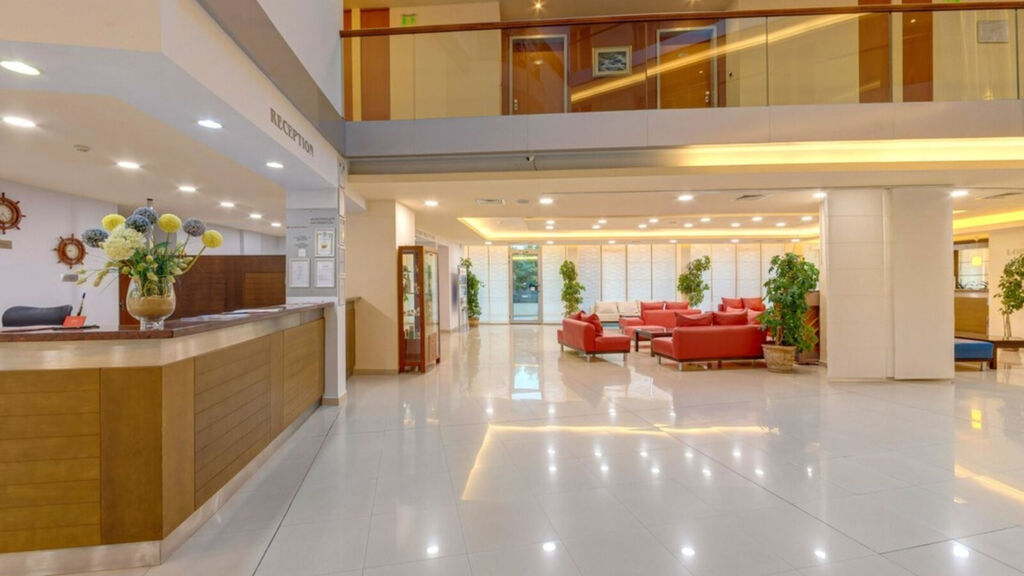 Marina Palace Affiliated By Melia