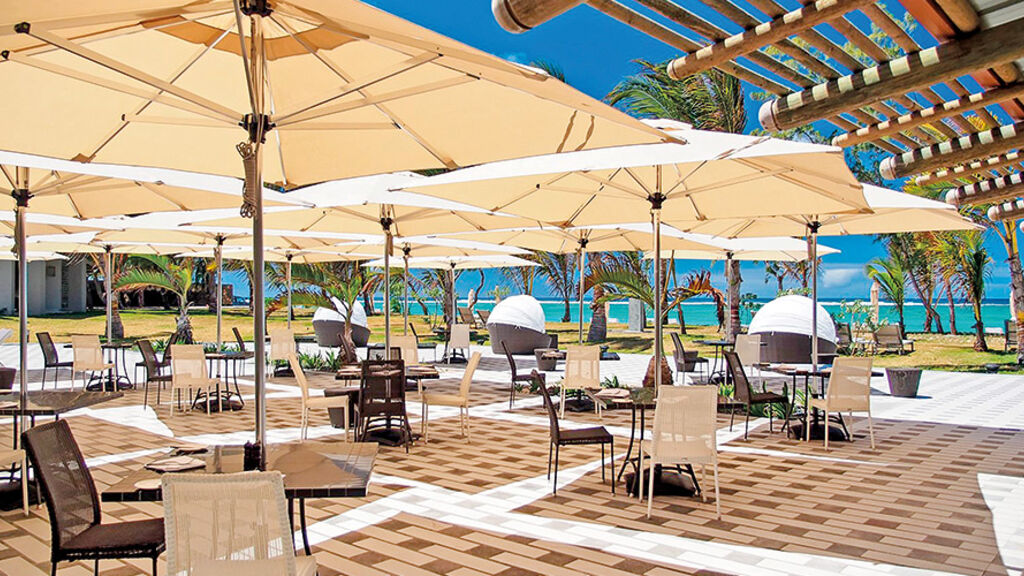 Crystals Beach Resort Belle Mare