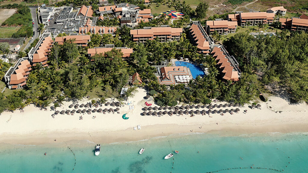 Crystals Beach Resort Belle Mare