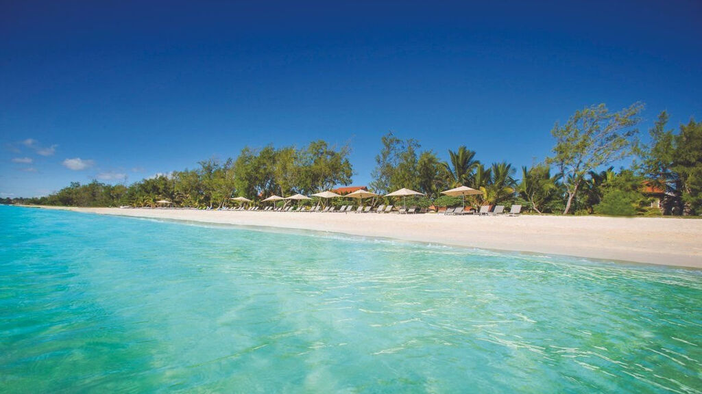 Crystals Beach Resort Belle Mare