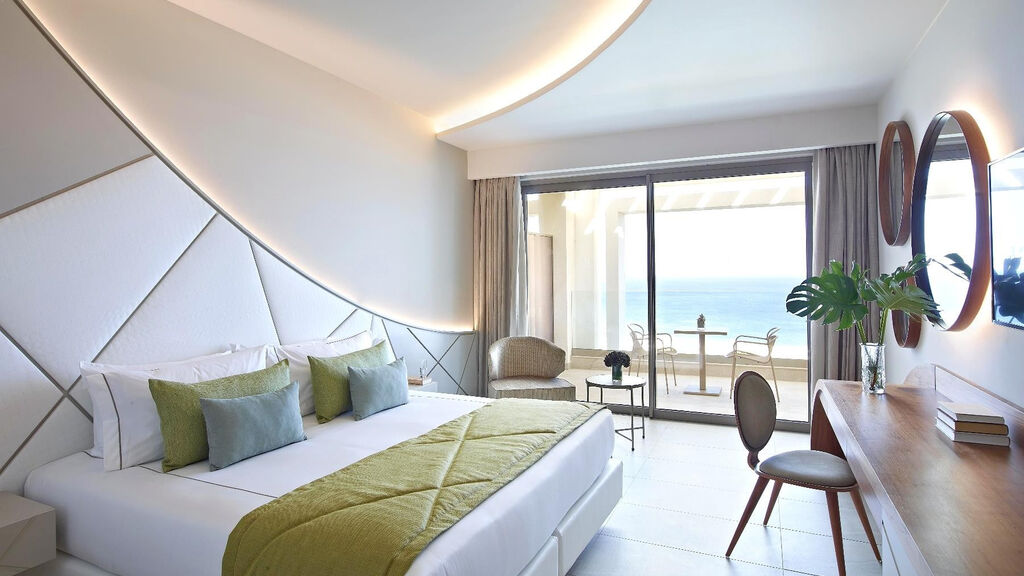 Mayia Exclusive Resort & Spa