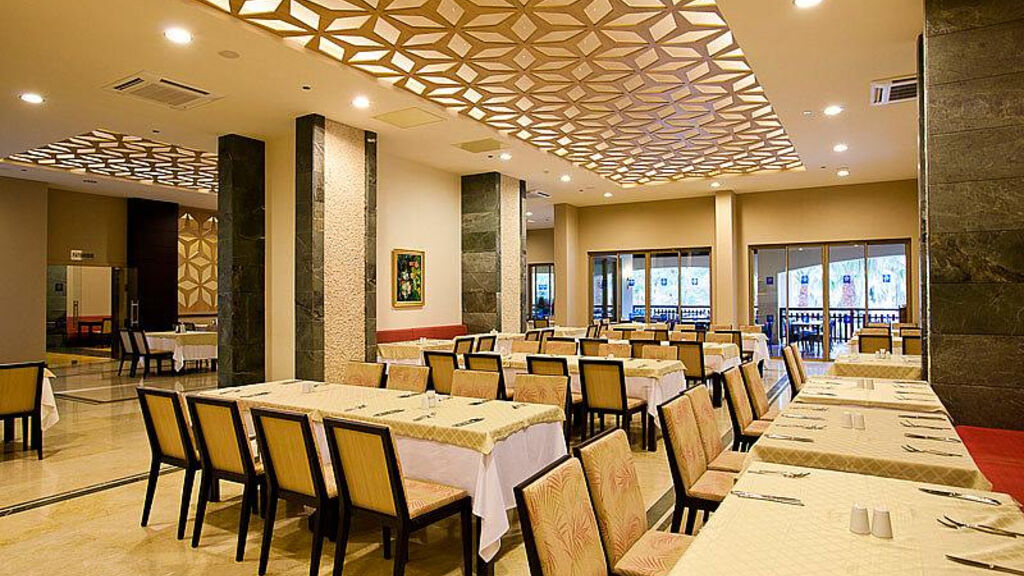 Melas Holiday Village