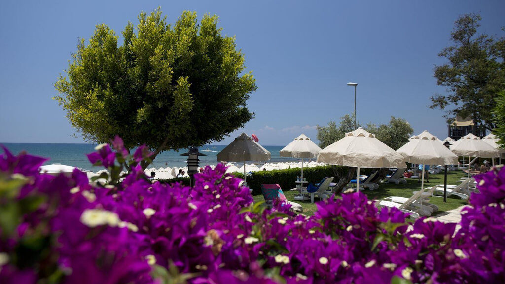 Melas Holiday Village