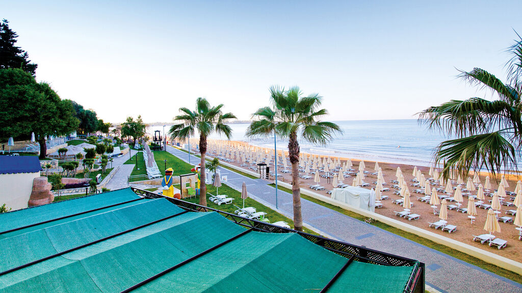 Melas Holiday Village