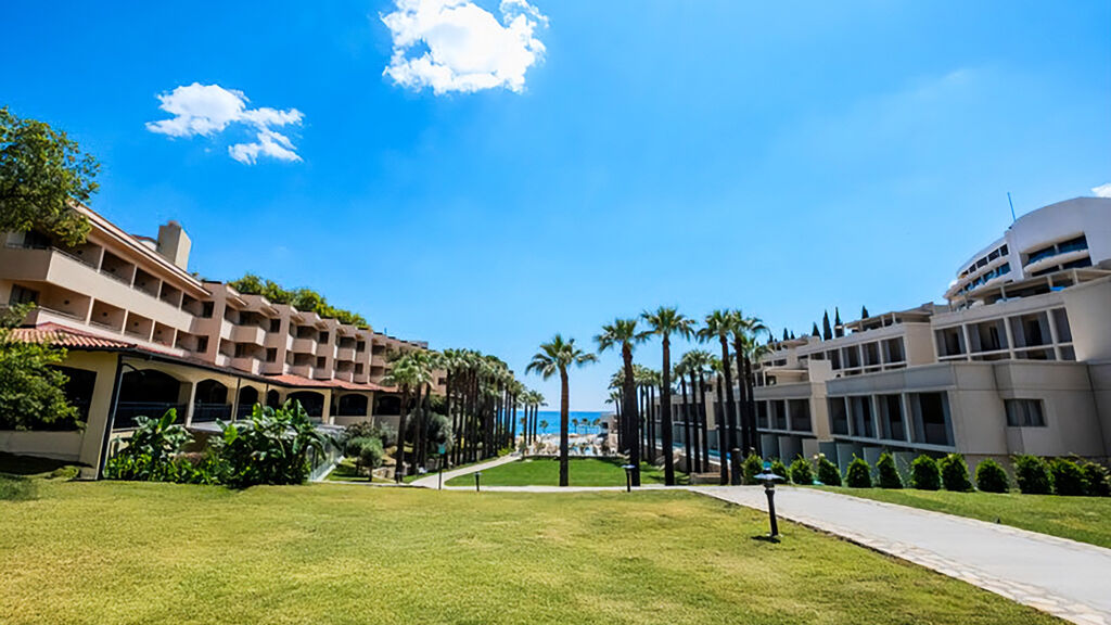 Melas Holiday Village