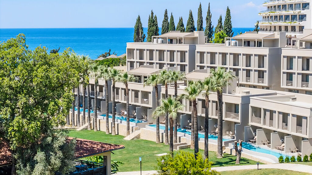 Melas Holiday Village