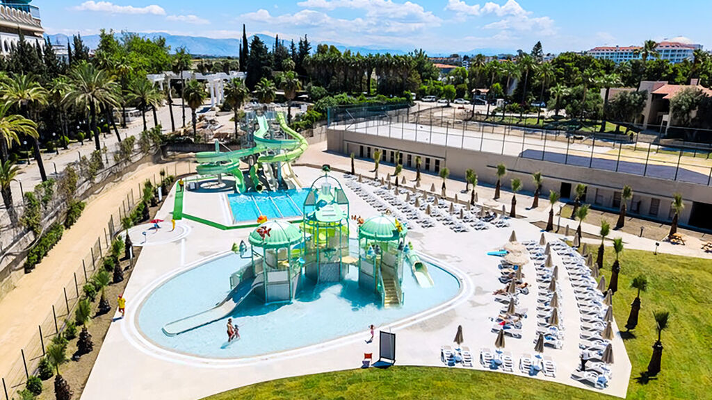 Melas Holiday Village