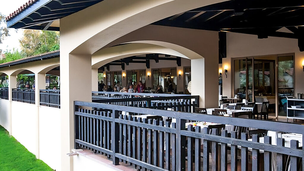 Melas Holiday Village